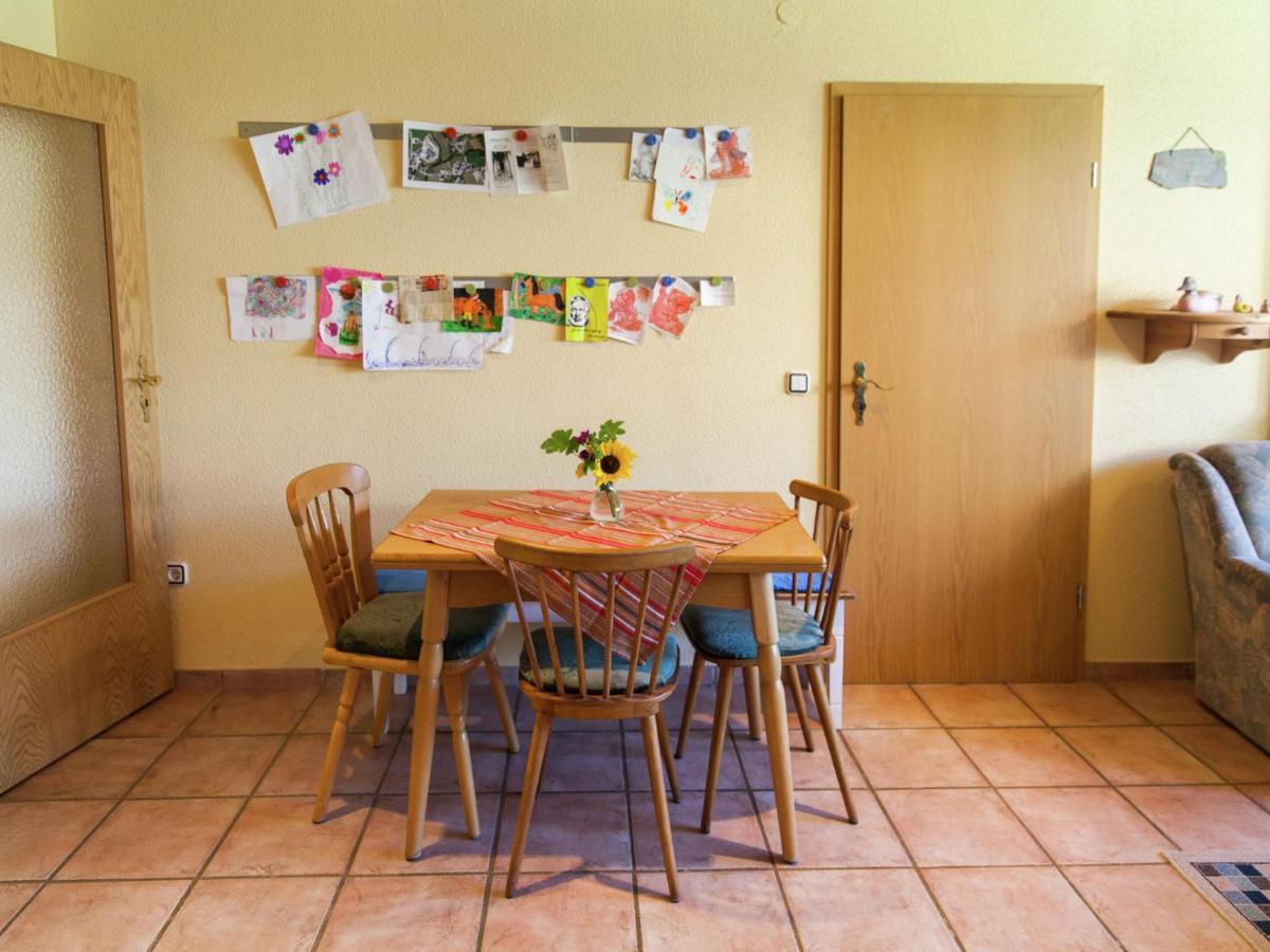 Quiet Apartment Along A Stream In Halenfeld Sellerich Bagian luar foto