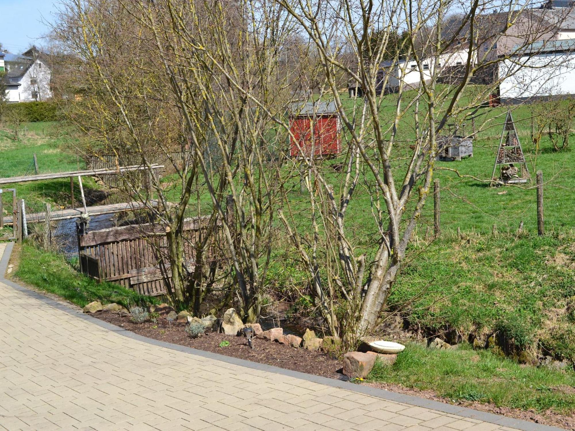 Quiet Apartment Along A Stream In Halenfeld Sellerich Bagian luar foto