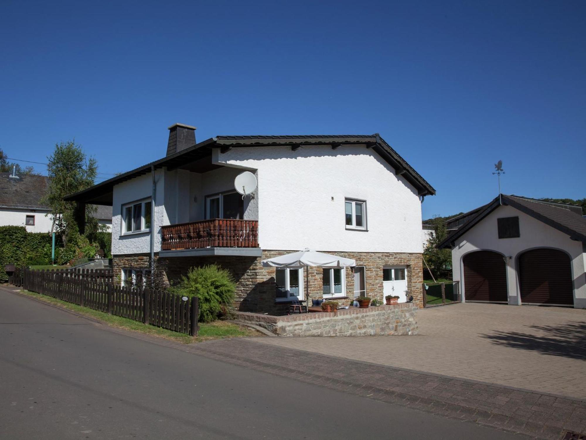 Quiet Apartment Along A Stream In Halenfeld Sellerich Bagian luar foto